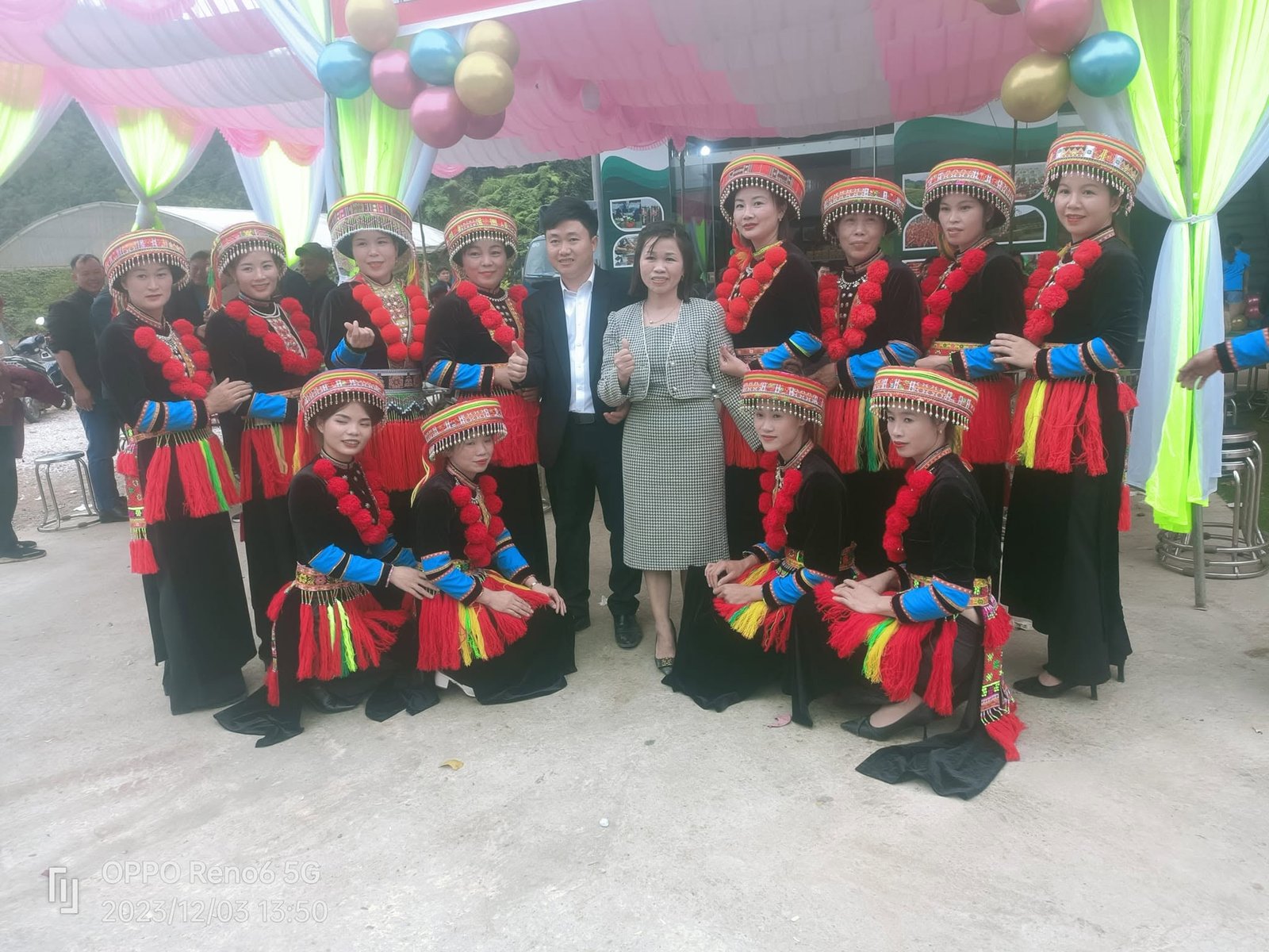 Điểm dừng nghỉ & khách ghé thăm